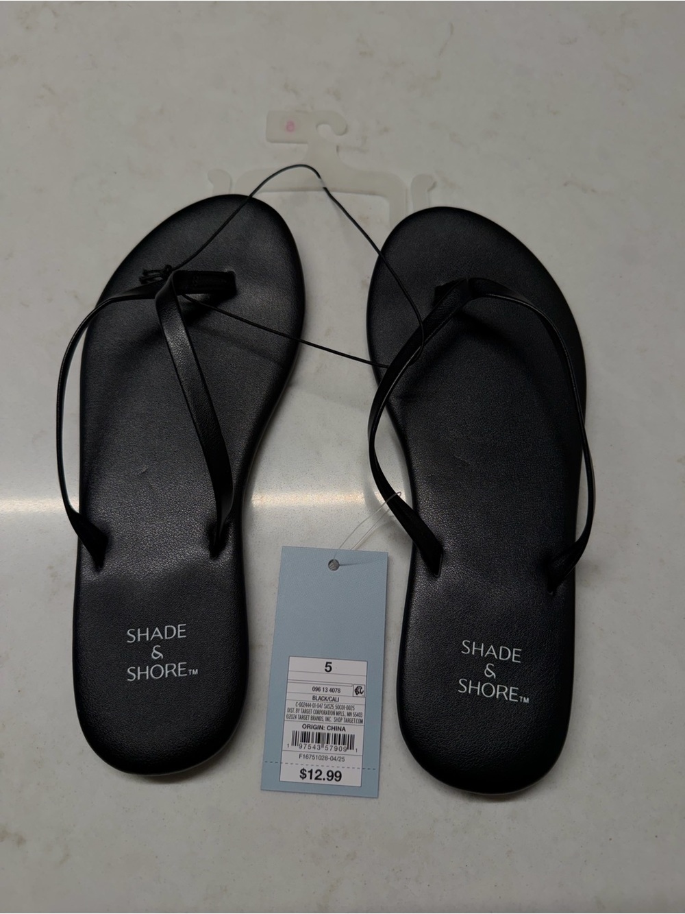 Shade & Shore Black Minimalist Strappy Sandals